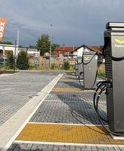 Fastned Charging Station Bild 1