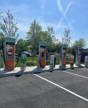 Get your car wash at Splash In located at 805 Parham Road, Richmond VA.  We have charger available for your Electric Vehicle . 