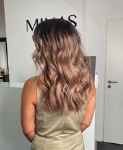 MINAS Salon Bild 1