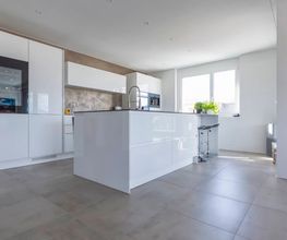 Hajdari Plattenbeläge GmbH Bild 1