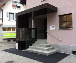 Högg Treppenlifte und Aufzüge Bild 4
