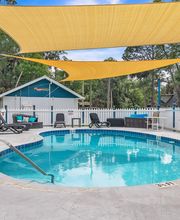 Eleanor Oaks RV Park image 13