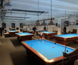 Everlong Pool Billards & More - Sala biliardi Bild 1