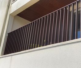 Garde-corps aluminium sur balcon