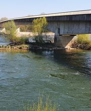 Le Bord De Loire image 1