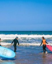 Twins Surf School image 4