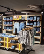 Blackstore image 9