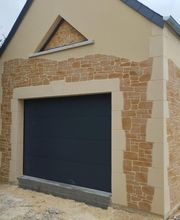 Launey Claude image 1