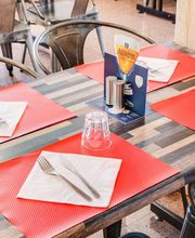 Le Bistrot C-Dubs image 7