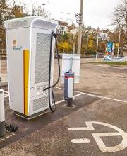 Shell Recharge Charging Station Bild 4