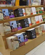 libreria-nevada-variedad-libros-05.jpg