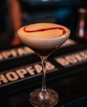 Cue Café Restaurant & Lounge Bar Bild 7