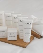 Bathroom amenities Standard Family Stay