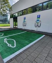 Shell Recharge Charging Station Bild 1