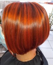 Agora Coiffure image 6