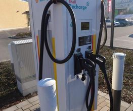 Shell Recharge Charging Station Bild 4