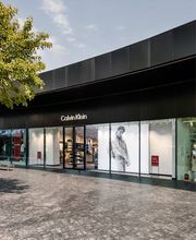 Calvin Klein Outlet image 3