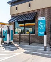 Shell Recharge Charging Station image 3