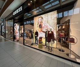GUESS immagine 2