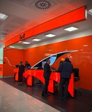 SIXT Noleggio Auto Napoli - Aeroporto di Napoli-Capodichino (NAP) immagine 8