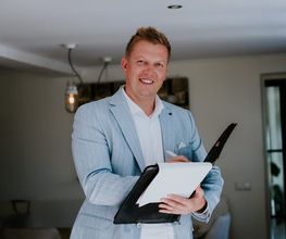 Eigenaar Elwin van der Linde Spans Makelaardij Nieuwleusen