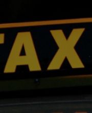 Taxis Perry image 4