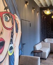 Lounge 1.jpg
