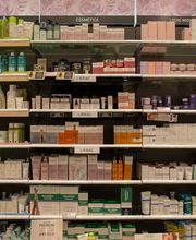 cosmetica-farmacia-amavita-centro-breggia