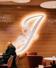 Junge Die Bäckerei. Bild 5