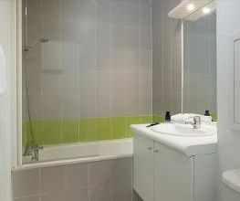 Nemea Appart'Hotel Home Suite Nancy Centre image 12