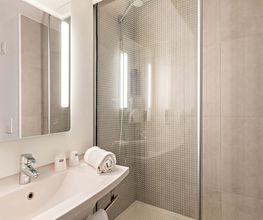 B&B HOTEL Rouen Centre Rive Droite image 9