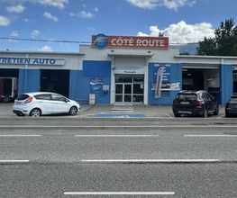 Côté Route Chambéry by First Stop