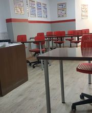 Autoescuela Ibiza Conduce imagen 3