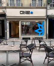 One cbd shop & smoking Lounge Bild 5