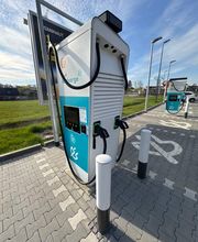 Shell Recharge Charging Station Bild 1