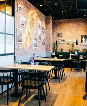 Junge Die Bäckerei. Bild 4