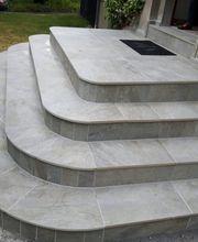 Treppe Außenbereich Nachher.JPG