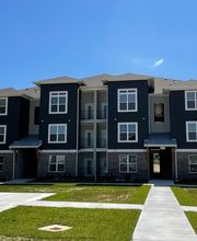 The Palms at Sunset Lakes Apartment Homes image 6