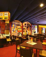 BOWLING-BAHN Bild 11