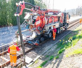Kanalreinigung auf Schiene und Strasse (Gleisentwässerung, Bahnhöfe, Tunnel, Brücken, etc.)