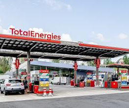 This is a picture representing NF042677 (FUELING) - REL.LORMONT