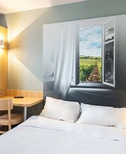 B&B HOTEL Angers 1 Beaucouzé image 1