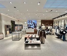 GUESS immagine 4