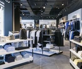 Calvin Klein Outlet immagine 4