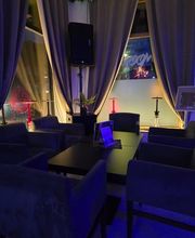Moon Bar Bild 4