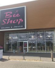 Bee Shop Shoes And Jeans image 1