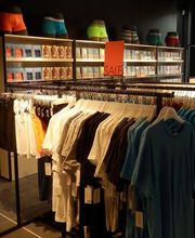 Calvin Klein Jeans Outlet afbeelding 4