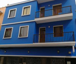 pension-neptuno-fachada-01.jpg