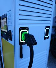 Shell Recharge Charging Station Bild 2