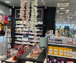 interieur-de-la-pharmacie-sun-store-rolle